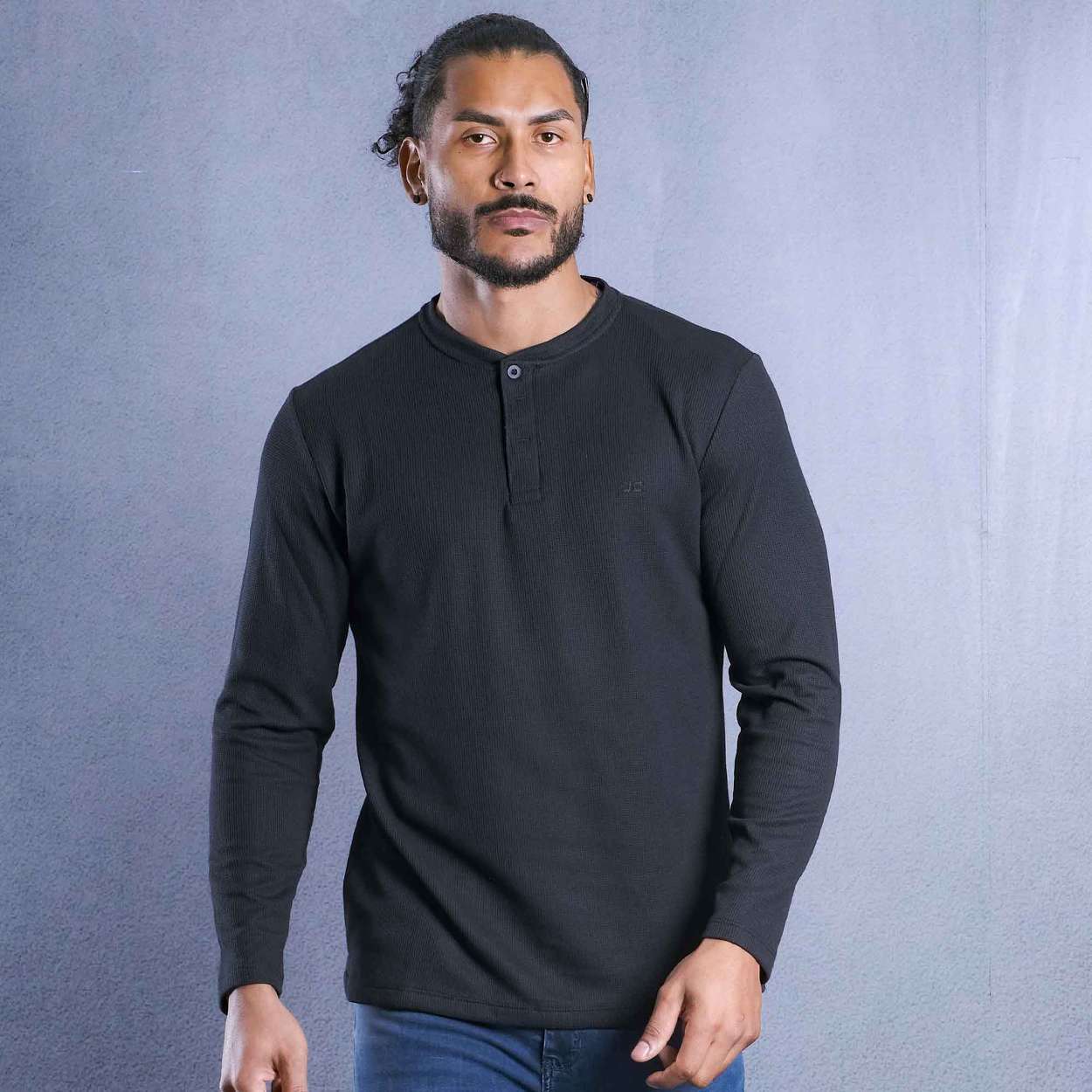 Camiseta M/L Det. Peitilho Jacquard